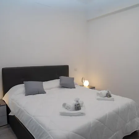 Apartamento Led, Comfort And Style Just A Few Minutes From The Colosseum Roma
